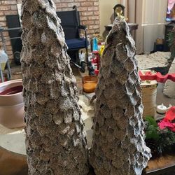 Christmas Tree Statues