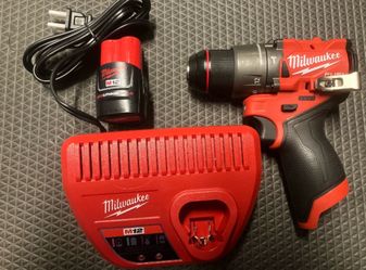 New Milwaukee Fuel M12 Hammer Drill 2AH Battery and Charger