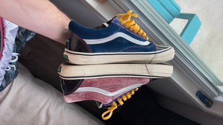 Sinner Clubs Vans (missing bag)