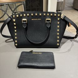 Michael Kors Purse And Wallet Set