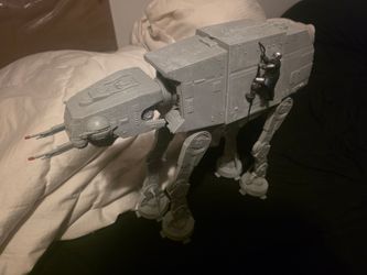 Mandolorian and Grogu ATAT Popcorn Bucket
