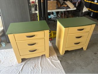 Pair of night stands!