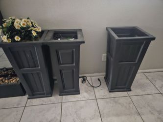 4 - 32" coffee color planters