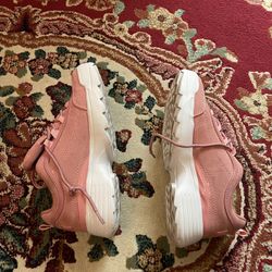 Active shoes
