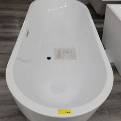 Bath  Tub  70