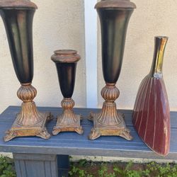 Bases Para Velas Y Un Florero