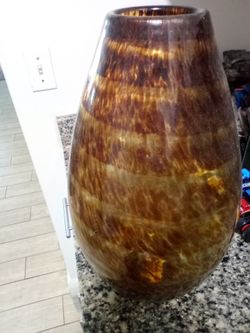 Large Art Glass Vase Tortoiseshell Pattern