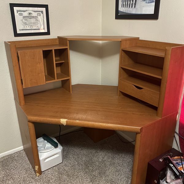 Corner Desk for Sale in Glendale, AZ OfferUp