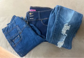 Skinny Jeans (sizes 5-7)
