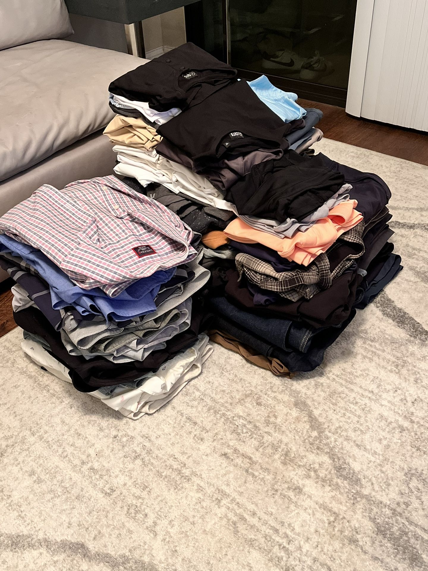 BRAND NAME CLOTHES - ALL ITEMS $100