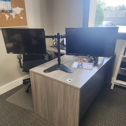 Dual Monitor Stand With 2 24 Inch Roku TVs 