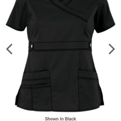 Woman's Dickies scrub top and bottom set 💗