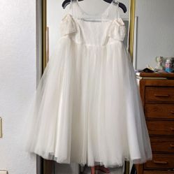 David's Bridal Girls Dress