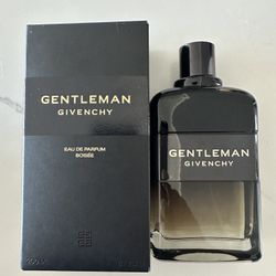 Givenchy Gentlemen Boisee 200 Ml With Box