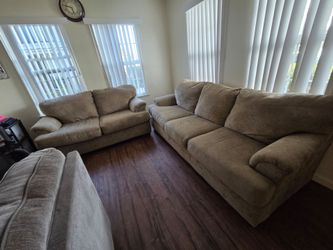 Couch Set
