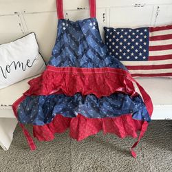 Patriotic Apron With Ruffles 