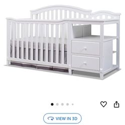 Convertible Crib with Changing Table 