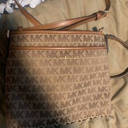Michael Kors Purse And Wallet 