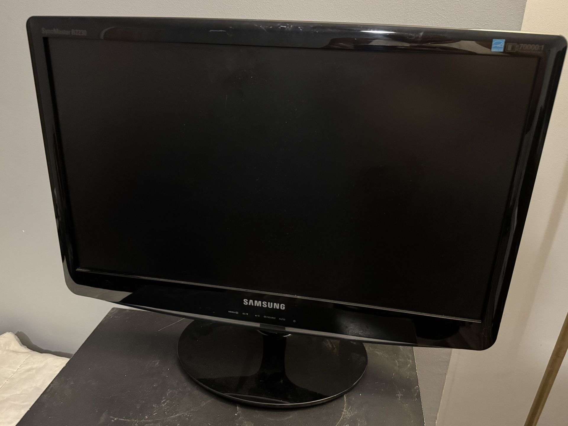20 Inch Samsung Computer Monitor