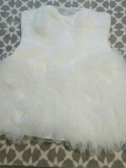 New Vera Wang dress size 12 asking $100 firm