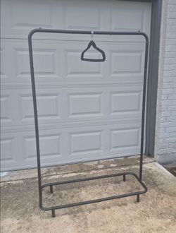 Black Metal Clothing Rack