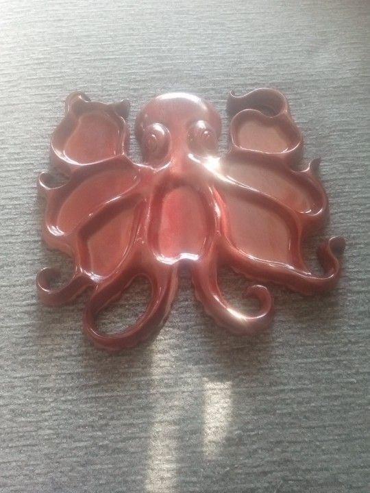 GORGEOUS Lacquered Wood 10" Octopus Divided Platter