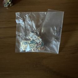 Vintage Disney Magician Mickey Pin