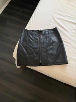 Women’s free people leather skirt