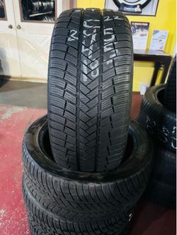 Vredestein 245/45/18