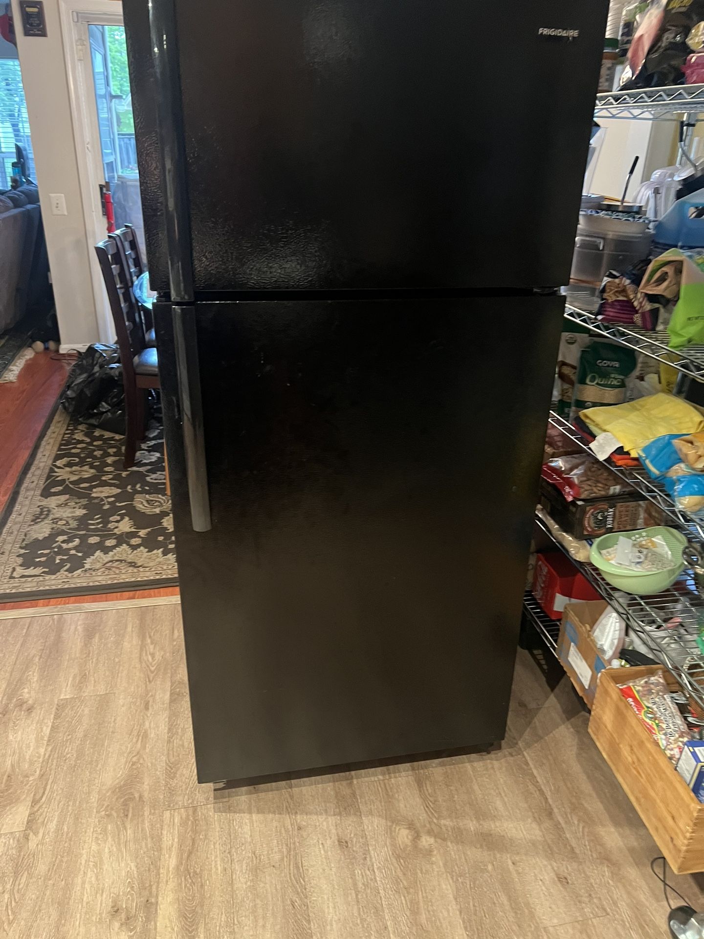 FRIGIDAIRE Fridge