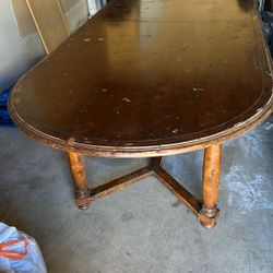 Rustic oak Dining Table - Free