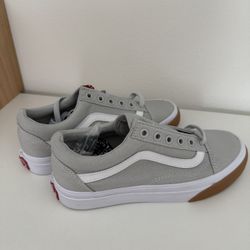NWT Gray Vans Size 6