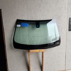 14-20 BMW 4series windshield 