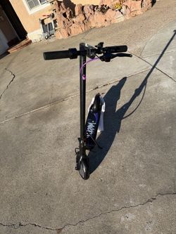 Electric scooter