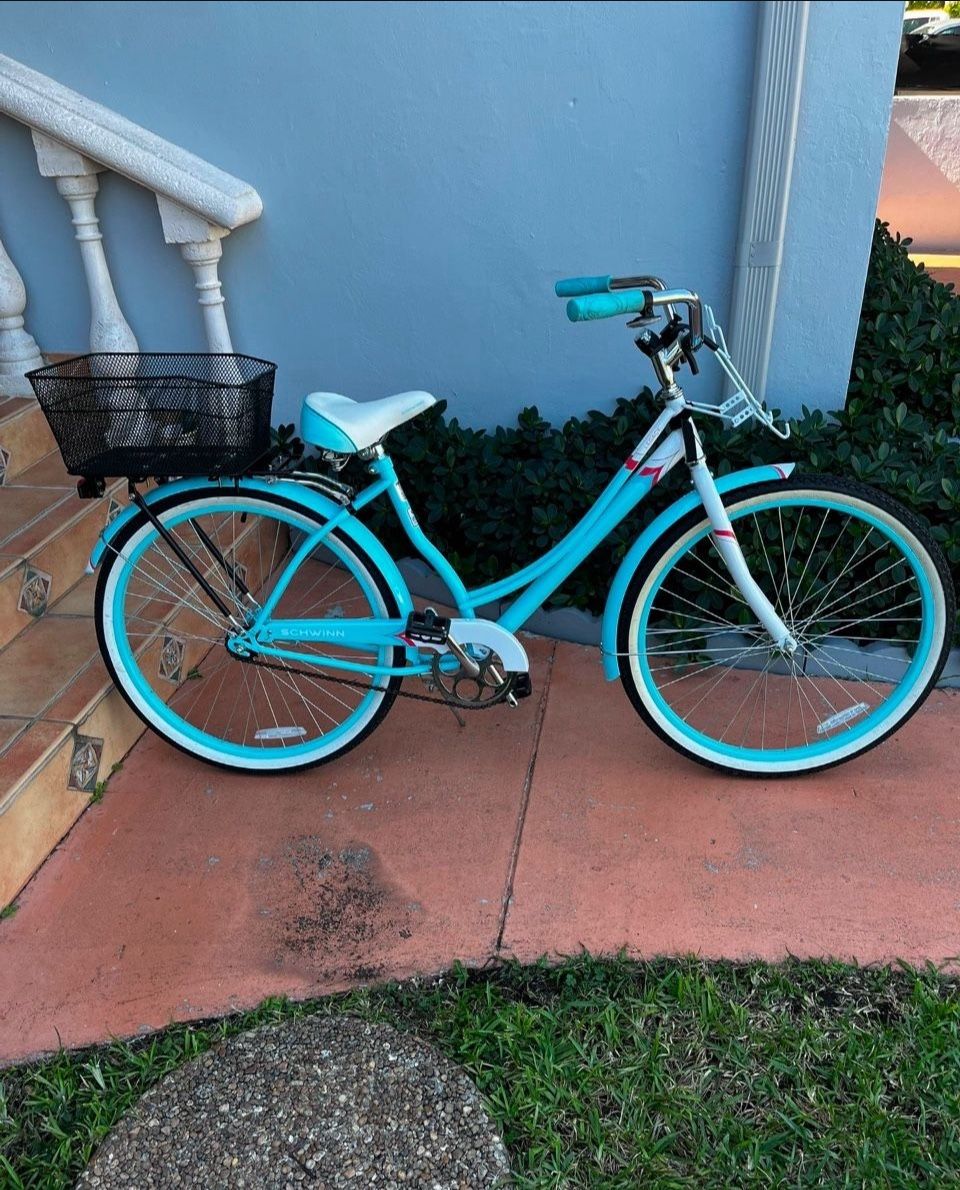 IN NEW CONDITION LEGACY BEACH CRUISER WOMEN’S BIKE 26” INCLUDES BACK BASKET, LED LIGHT, FRONT RACK…IN GREAT CONDITION…$225