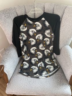 Lularoe Eagle 3/4 top