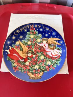 Christmas Display Plates