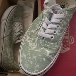 Woman’s Shoes 