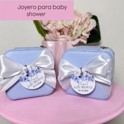 15ñera or Wedding Jewelry Boxes 