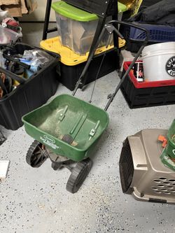 Fertility / Seed Spreader
