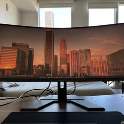 34” Gigabyte UltraWide Curved Gaming Monitor