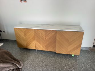 Consul table