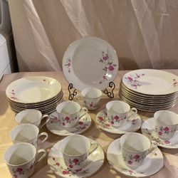 Seyei China Elegance 32 Pieces