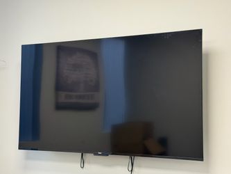 Roku tv 65’’ with mountain rack