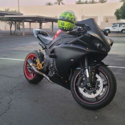 2013 Yamaha R1 