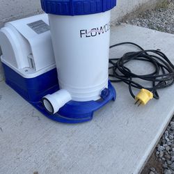 Above Ground Pool Filter w/new cartridges 