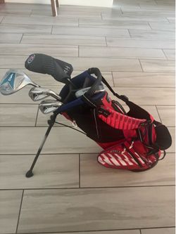 Pre Owned - USA kids golf set UL48