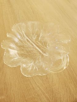 Vintage Indiana Glass Cabbage Leaf Bowl