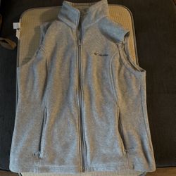 Columbia Sweater , Gray, Size  L