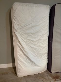 Twin mattress
